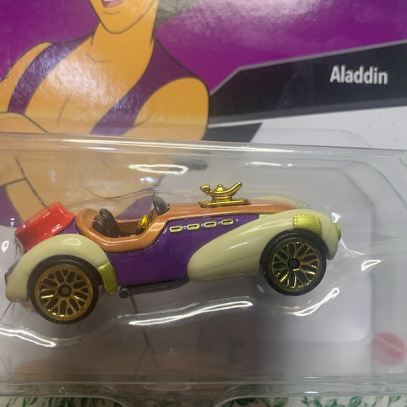 **SOLD ON ANOTHER PLATFORM**NIB Hot wheels Disney Aladdin - Picture 2 of 4